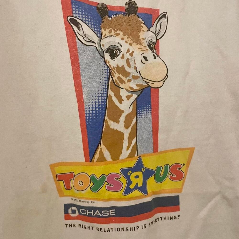 Vintage Y2K Toys “R” Us Geoffrey Giraffe 2003 Shirt Adult XL - Picture 4 of 5